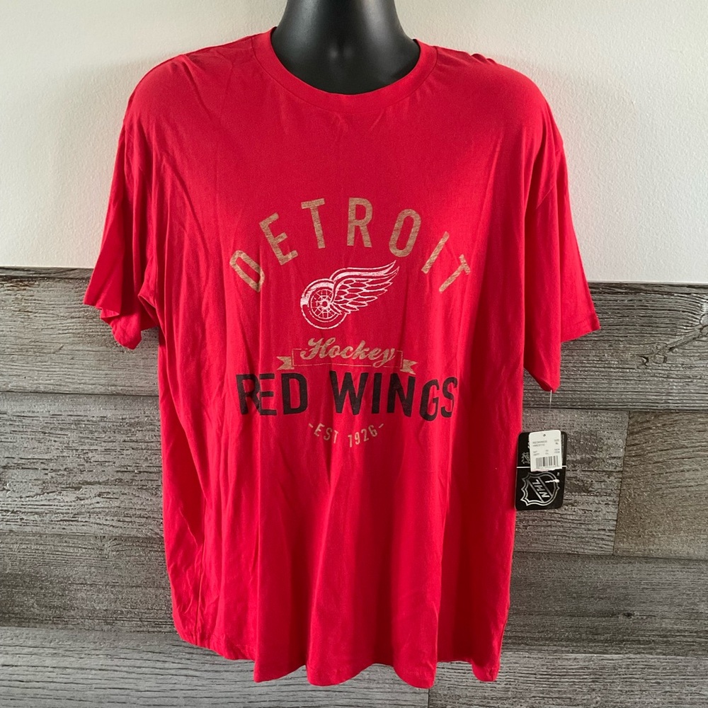 NHL Detroit Red Wings men’s shirt size XL (M1) NWT